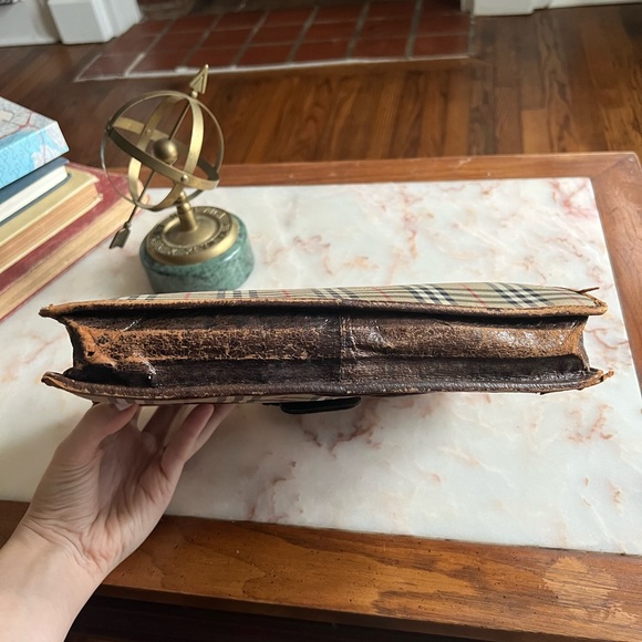 Burberry Brown Haymarket Check Canvas Clutch Bag Multi-Colored Beige - Picture 6 of 9